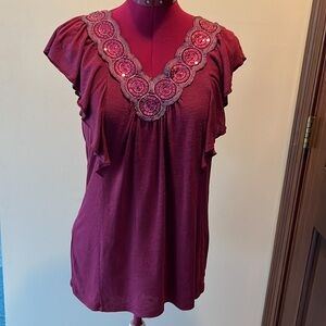 Vanity  top  V-neck/ sequin & embroidery Burgandy ruffled cap sleeves GUC size M